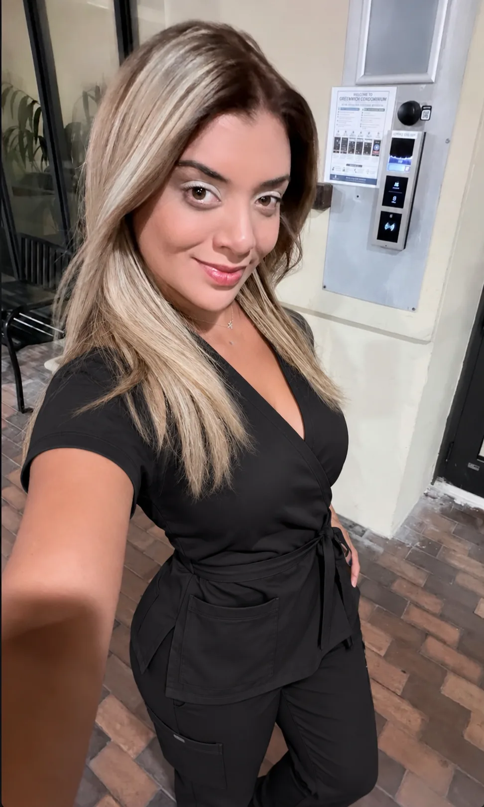 Brenda Lescano  thumbnail 2